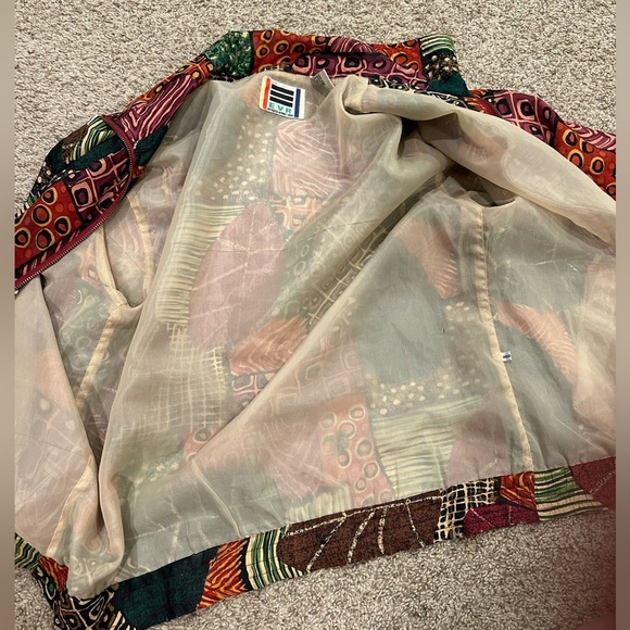 VTG 80’s EVR By ROUSSO APPAREL AOP 100% oversized Silk Jacket size small - Picture 6 of 6